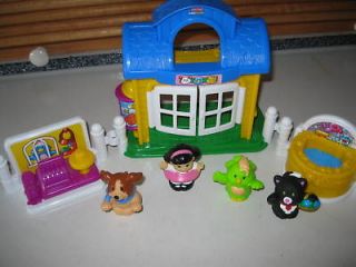 Fisher Price Little People Discovery Village Pet Shop Dog Sonya Lee 
