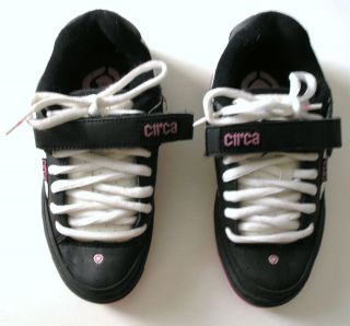 Womens Circa Black, White & PinkAthletic Skateboarding Shoes Size 6