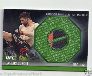 2012 TOPPS UFC MMA CARLOS CONDIT EVENT USED FIGHT MAT RELIC ONYX 33/88 
