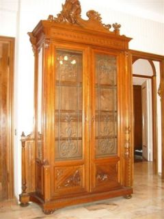 italian carved walnut antique victorian vitrine 10it021 