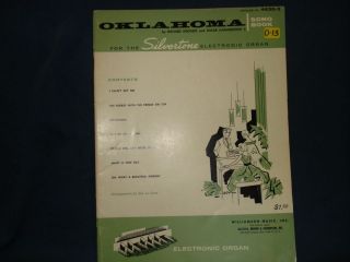 Song Book OKLAHOMA Rodgers Hammerstein O 13 SILVERTONE Electronic 