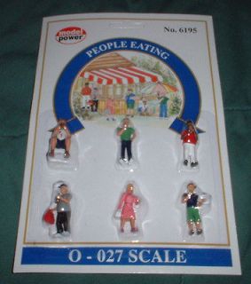 Model Power O Scale  miniature train PEOPLE EATING painted &poised  6 