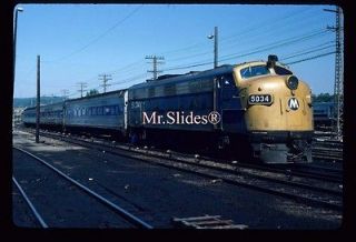 Original Slide Metro North FL9 5034 W/Passenger Train In 1984