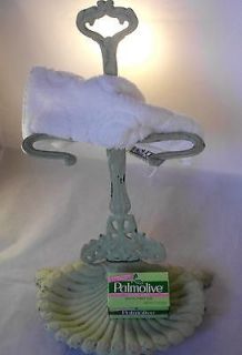 VINTAGE SOAP & TOWEL HOLDER? METAL UNDER THE GREEN PAINT 17 TALL
