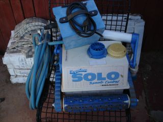 aquabot solo pool cleaner with remote  575