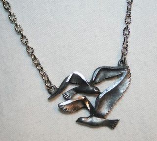lovely beveled pewter pair of seagulls pendant necklace time left