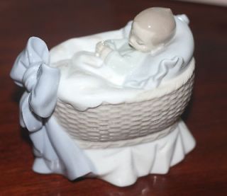   Retired Lladro 6976 A New Treasure Boy Baby Sleeping Bassinet Figurine