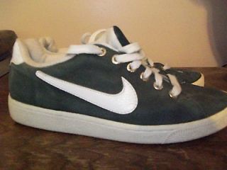 The NIKE Design Collection Green Suede Tennis Athletic Running Sport 