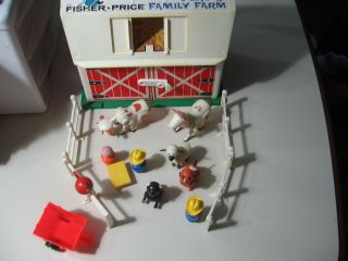 Vintage 1967 Fisher Price Little People Farm, with characters and 