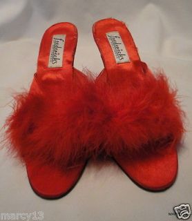 WILD LADIES FREDERICKS OF HOLLYWOOD RED FABRIC & FEATHER MULES 