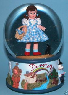 Madame Alexander water globe Dorothy & Toto 90520