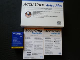 Accu Chek Aviva Blood Glucose Meter Device Kit Lancets and Test