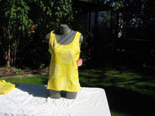 New Danskin Now Active Tank Yellow Print s XLG