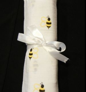 Aden and Anais Yellow Bumble Bees Muslin Swaddle blanket NEW