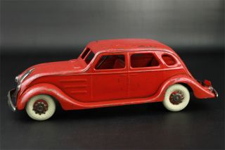 Vintage Kingsbury Airflow Sedan Clockwork Car Red 14