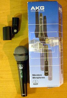 AKG Acoustics Dynamic Cable Microphone D 8000 S