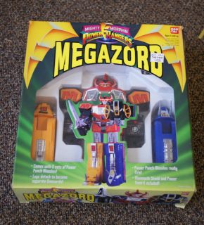   2220 Mighty Morphin Power Rangers Megazord Toy Figure NEW IN BOX
