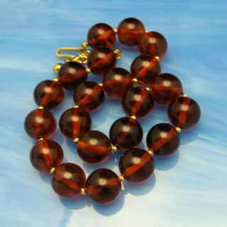 Trifari Vintage Chunky Cherry Amber Bakelite Beads Choker Necklace 