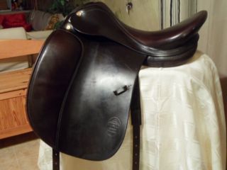 Lovely 17 Prestige Andrea Palladio Dressage Saddle