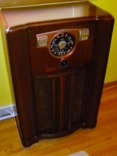 Antique Vintage Tube Radio Console Zenith 10S567