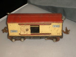 Antique Lionel Train Cars and Accessories
