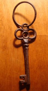 Country Western Primitive Cast Iron Antique Style Skeleton Key Home 