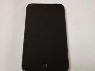 Apple iPod touch 4th Generation Black 8 GB ***CRACKED LCD***