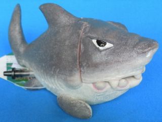 Aquarium Fish Tank Ornament Air Pump Driven Shark Grey