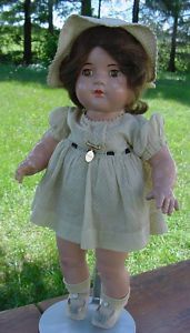 Doll Dionne Quintuplets Annette Madame Alexander 17