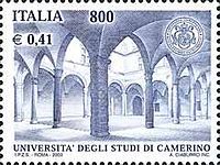 il quadriportico del palazzo ducale in un francobollo
