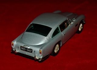 Die Cast Replica 1 18 Aston Martin DB5 1963 James Bond RARE Model by 