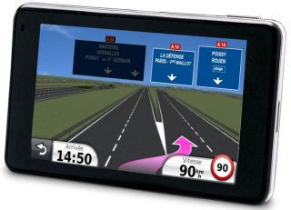   3790LMT Bluetooth Automotive GPS Receiver Lifetime Map Traffic Bonus