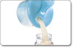 Transport milk anywhere with this milk powder dispenser thats great 