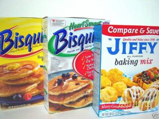 Jiffy or Bisquick All Purpose Baking Mix 2lb 8oz Box