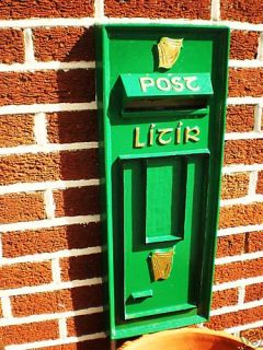 Traditional Green Home Garden Pub Bar Restaurant Irish Post Mail Box 