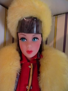 TNT Mod Vintage Face Barbie Doll Brunette Dressed in Smasheroo Mint L 