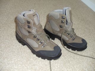MENS BATE Boot   Size 9.5   Tora Bora   Combat Hiker   3400 3600 B09 