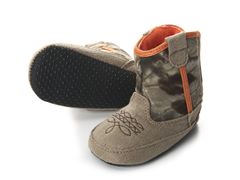 toasty fleece collar infant shoe $ 15 00 $ 24 99 40 % off list price 