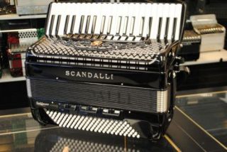 scandalli polifonico xiv dlm piano accordion