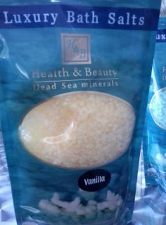Luxury Bath Salts with Minerals and Aromatic Oil