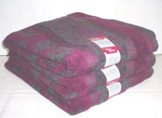 Set of 3 Floral Jacquard Red Current Grey Bath Towels