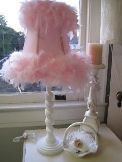   PINK FEATHERS LAMP SHADE COTTAGE LARGE WHITE BASE TABLE LAMP