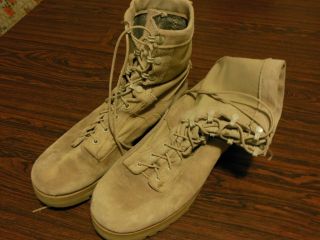 Military surplus Wellco goretex lined boots 10 5W Desert Tan
