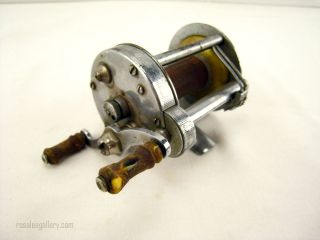 Pflueger Skilkast No 1953 Vintage Baitcast Reel Made in USA 1