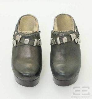 Bernardo Gunmetal Leather Platform Clog Heels Size 6M New