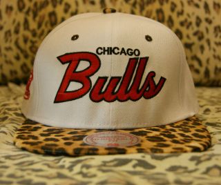US Seller Chicago Bulls Leopard White Snapback Hat Mitchell Ness