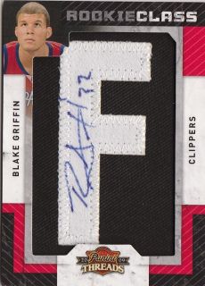 BLAKE GRIFFIN 09/10 PANINI THREADS ROOKIE AUTO LETTERMAN PATCH sp /640 