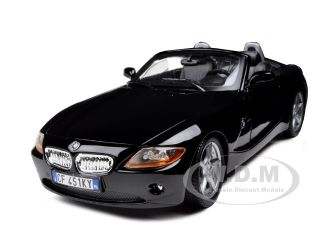   model of bmw z4 black die cast model car by bburago has steerable
