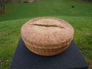 Great Vintage Native American Penobscot Splint Ash Sweet Grass Basket 