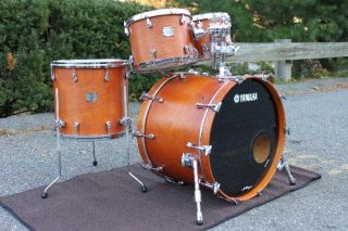 Yamaha Birch Custom Absolute Drum Set Kit 22 10 12 15 Nouveau Lugs 